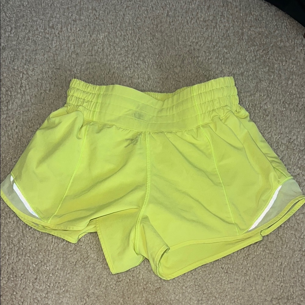 Lululemon Athletica Yellow Athletic Shorts Lightweight Relaxed Fit